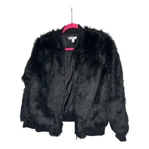 Chic Black Faux Fur Zip-Up Bomber Jacket - S